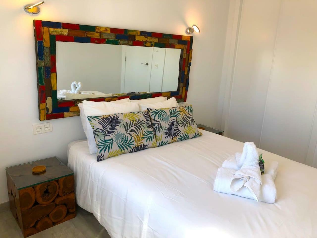 Апартаменты Sea Breeze With Shared Pool And Near The Beach Коста-Тегисе Экстерьер фото