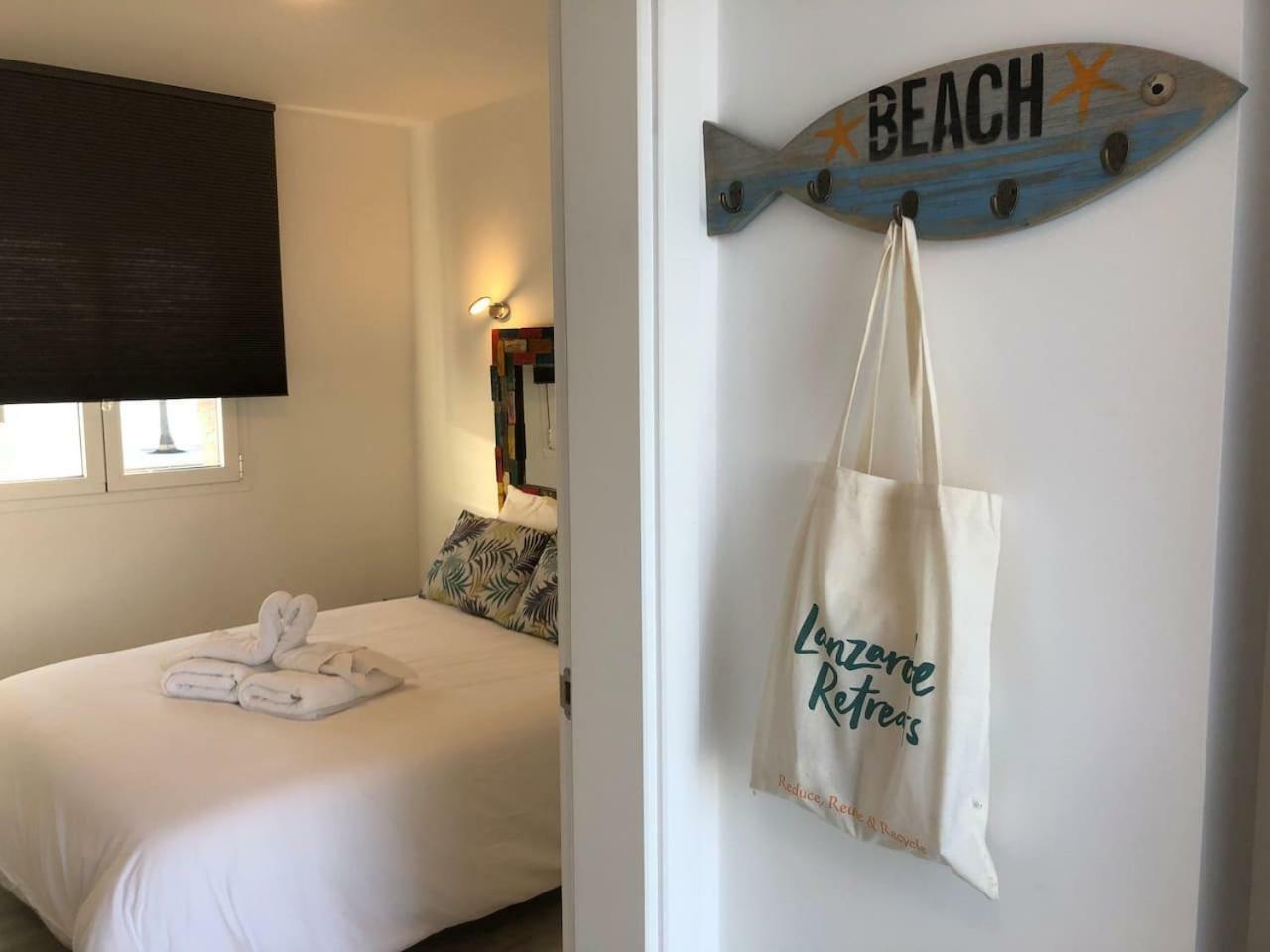 Апартаменты Sea Breeze With Shared Pool And Near The Beach Коста-Тегисе Экстерьер фото