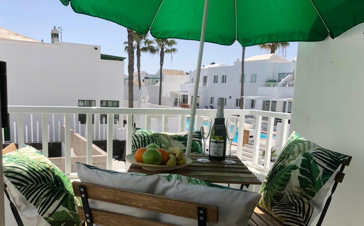 Апартаменты Sea Breeze With Shared Pool And Near The Beach Коста-Тегисе Экстерьер фото